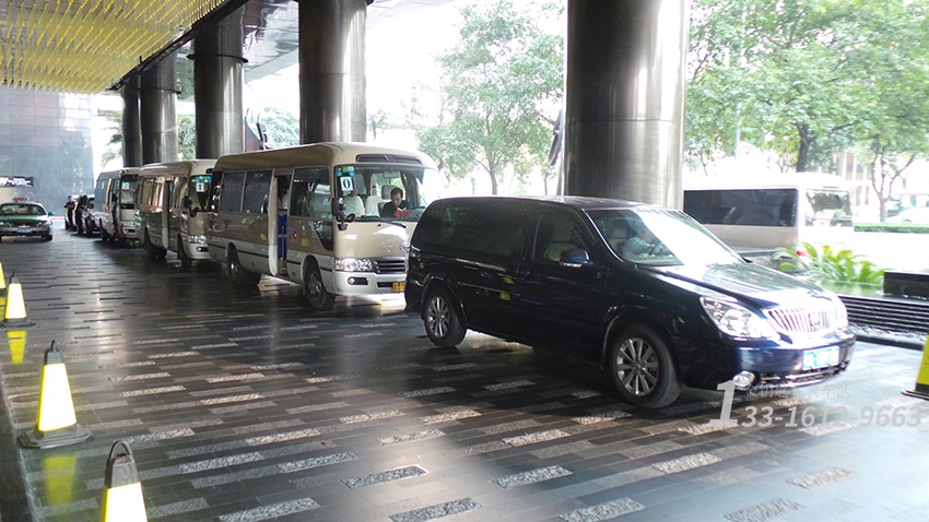 高端商务接送租车服务价格